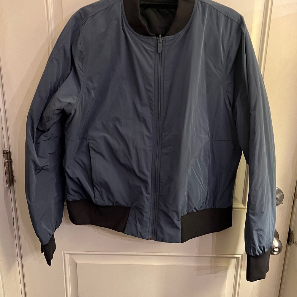 Lululemon  Non-Stop Bomber *Reversible - Picture 3 of 8
